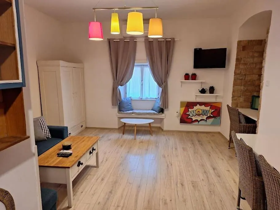 Apartment Kandlerova プーラ